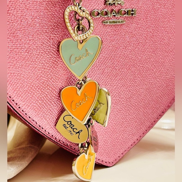 💰SOLD💰NWOT Coach 1941 Heart Keychain - Picture 9 of 10
